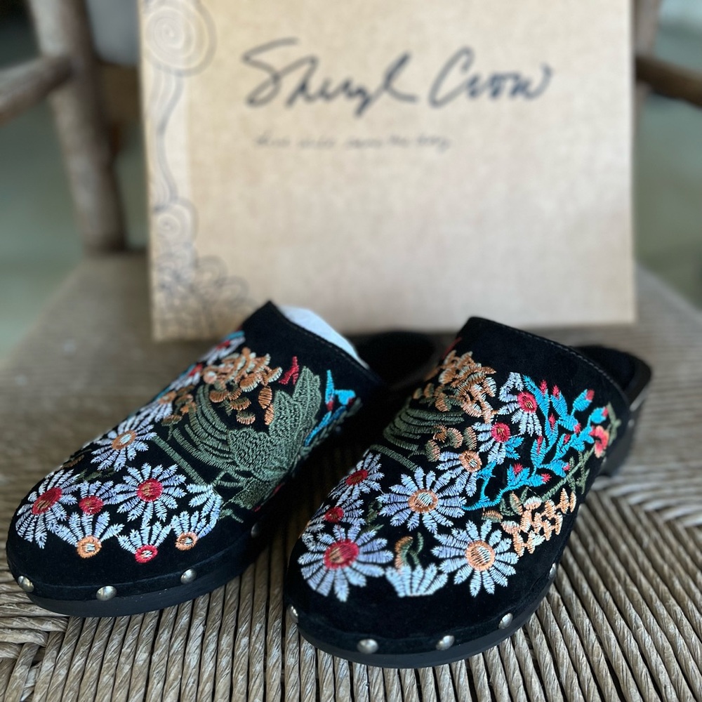 Sheryl Crow Leather Upper Embroidered Clogs